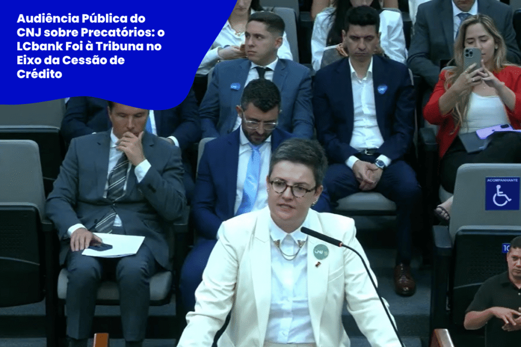 Mulher de blazer branco fala em audiência pública do CNJ sobre precatórios